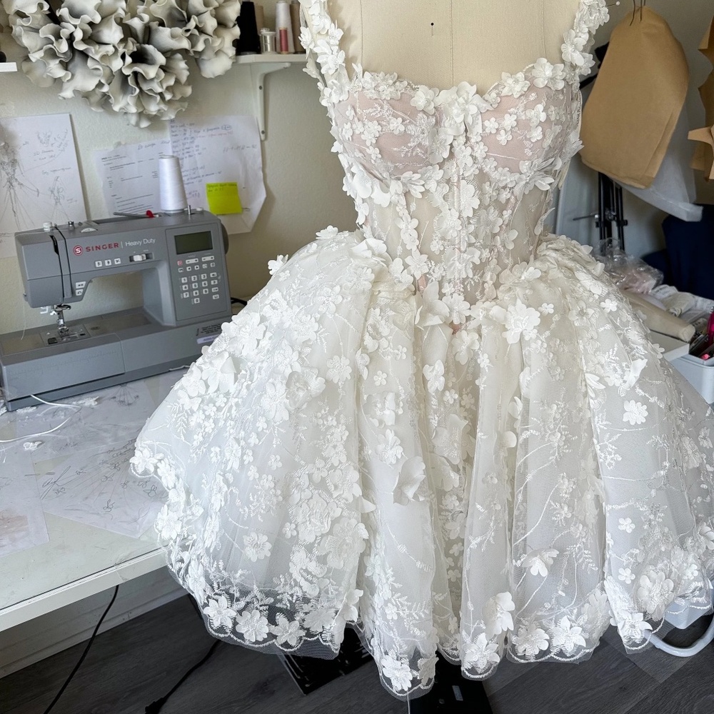 White Floral Appliqué Mini Wedding Dress